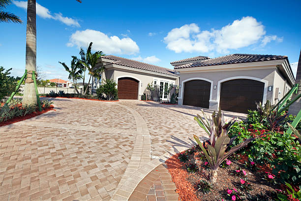 Best Local Driveway Pavers  in Delavan, WI