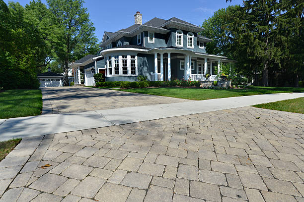 Best Driveway Pavers Near Me  in Delavan, WI